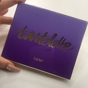 Tartelette Clay Matte Eyeshadow pallete
